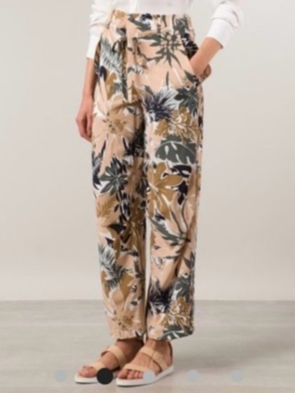 Rag & Bone women’s multi colored Tropical Print Silk Pants - size 0